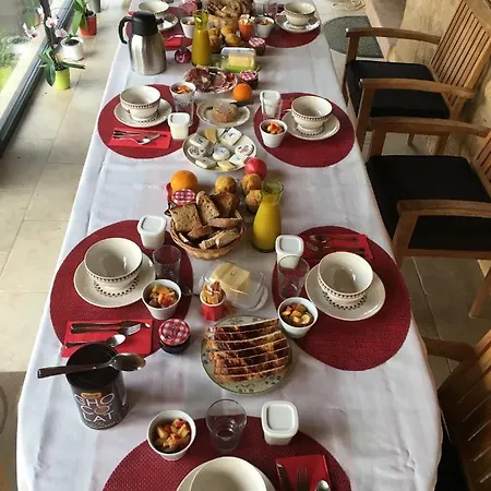 Entre Lot Et Dordogne Bed & Breakfast 3*